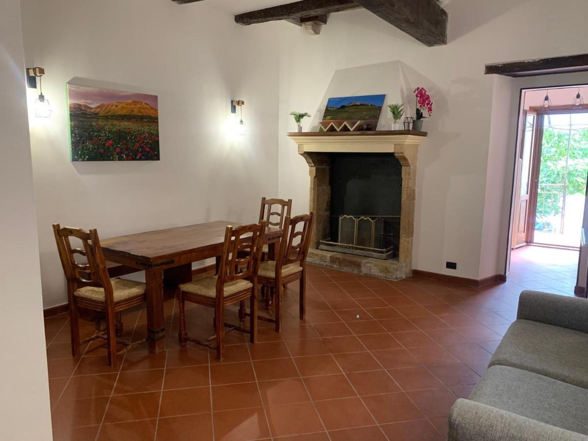 Residence Il Giardino Sul Fiume Nera Cerreto di Spoleto Eksteriør billede