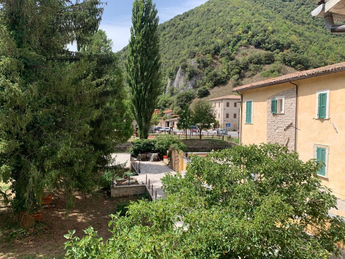 Residence Il Giardino Sul Fiume Nera Cerreto di Spoleto Eksteriør billede